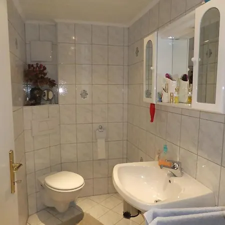 Gaestehaus Riki Oberschmid Steinbach am Attersee