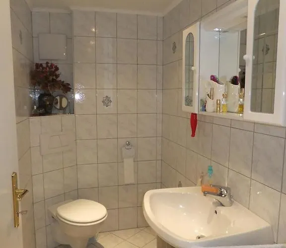 Gaestehaus Riki Oberschmid Steinbach am Attersee